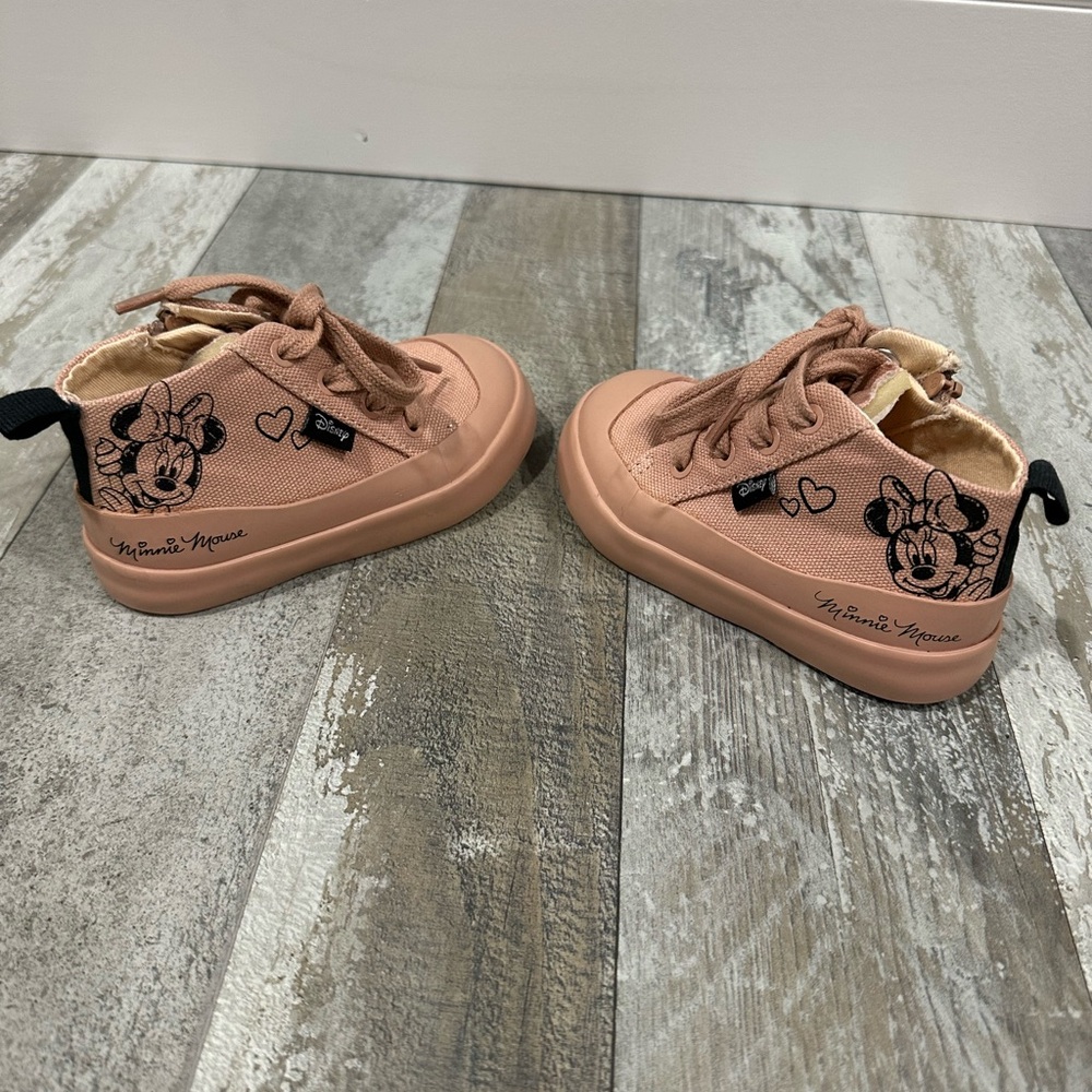 This pair of Zara Baby sneakers features a fun Minnie Mouse design.
